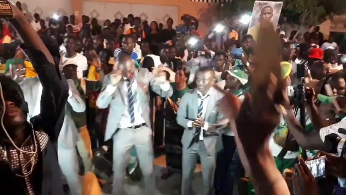 (Vidéo): L’accueil chaleureux réservé par Allez Casa à Malang Diedhiou