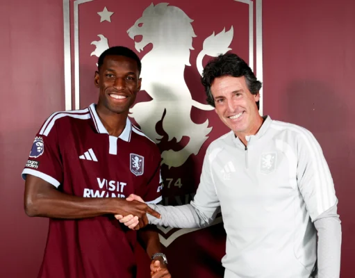 Aston Villa – Nicolas Jackson : « Je veux marquer énormément de buts »